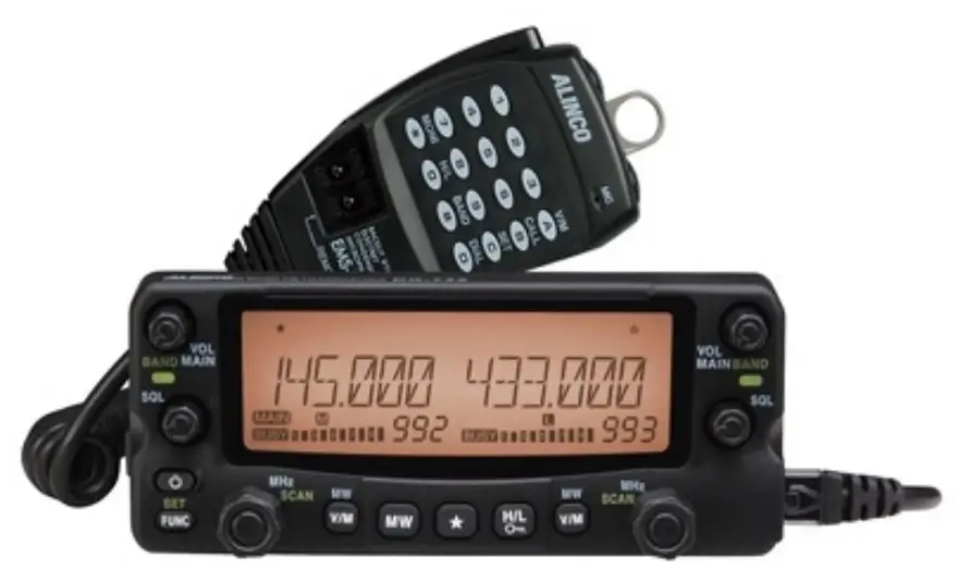 Alinco DR-735 - Rakomindo Radio rig mobile dual band Alinco DR-735.