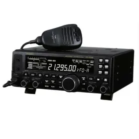 Radio SSB Yaesu FT-450D.