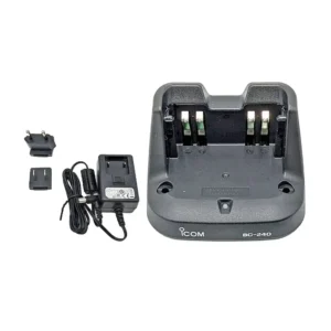 Rapid desktop charger Icom BC-240 dengan adaptor charger Icom BC-242.