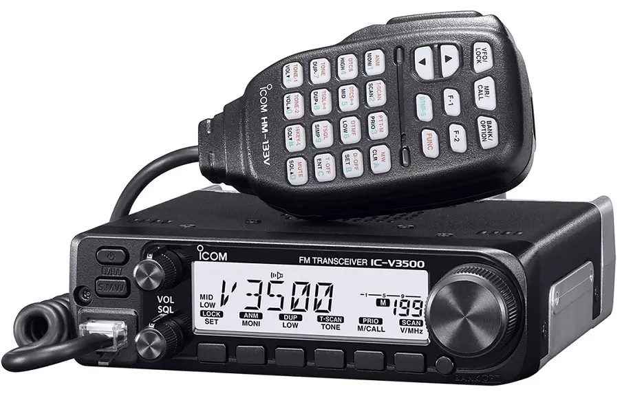Radio rig Icom IC-V3500.