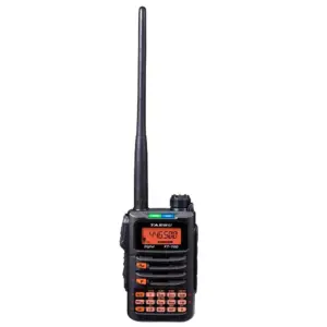Handy talky dual band Yaesu FT-70DR.