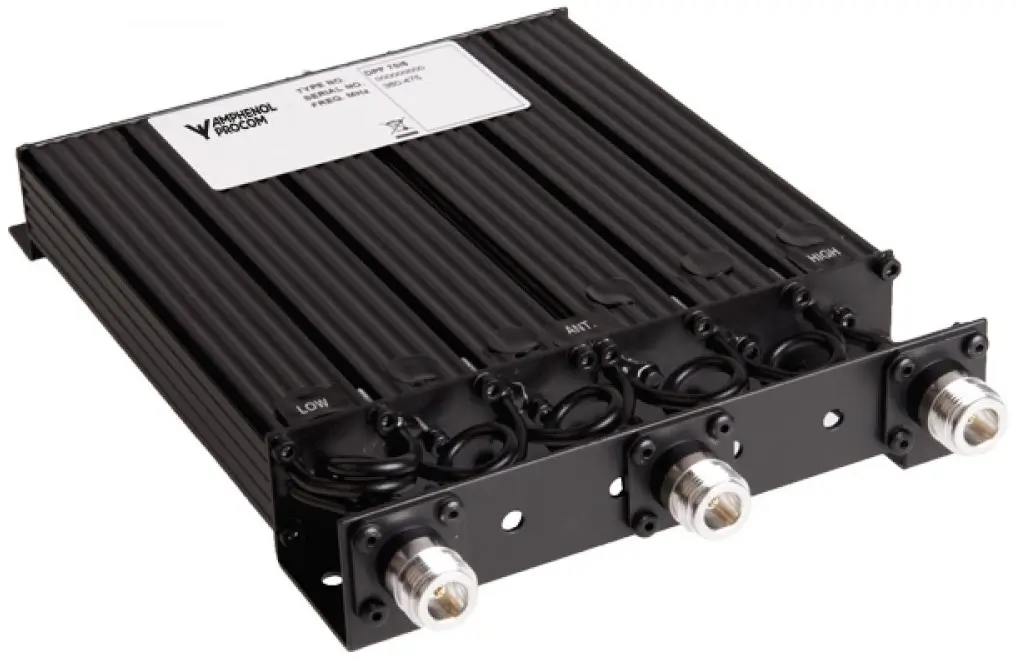 Duplexer Amphenol Procom DPF 70/6. 