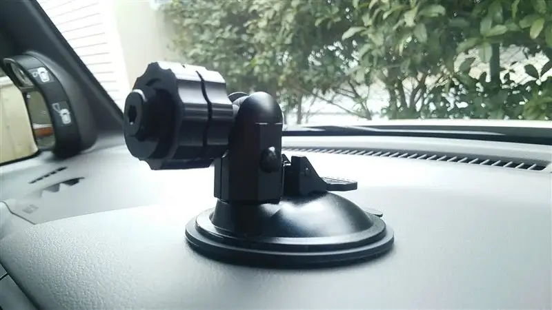 Icom MBF-1 - Rakomindo Posisi mounting braket Icom MBF-1 di dalam kendaraan.